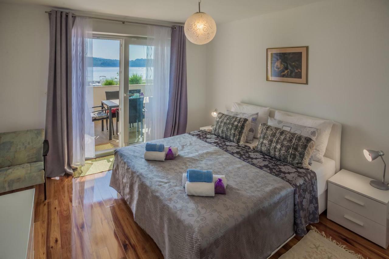 Apartment Sara - Cres Εξωτερικό φωτογραφία