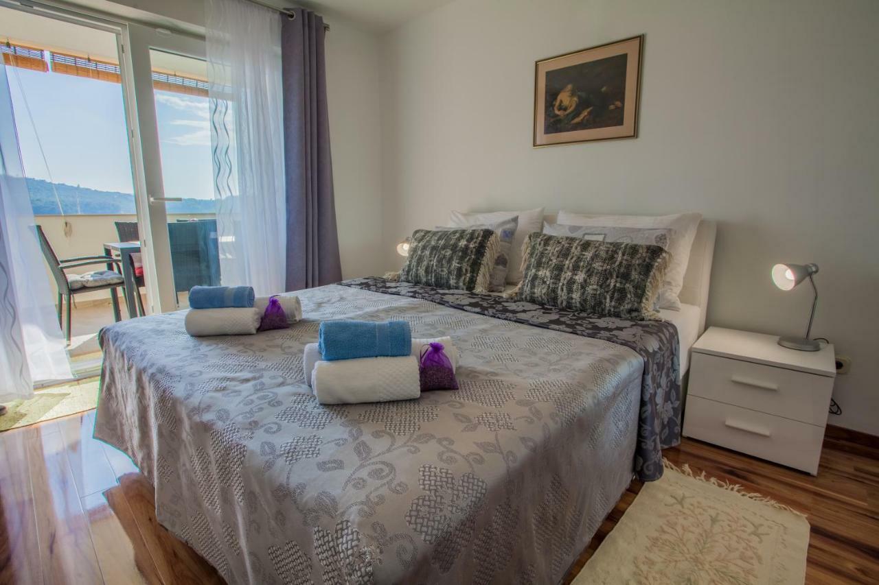 Apartment Sara - Cres Εξωτερικό φωτογραφία