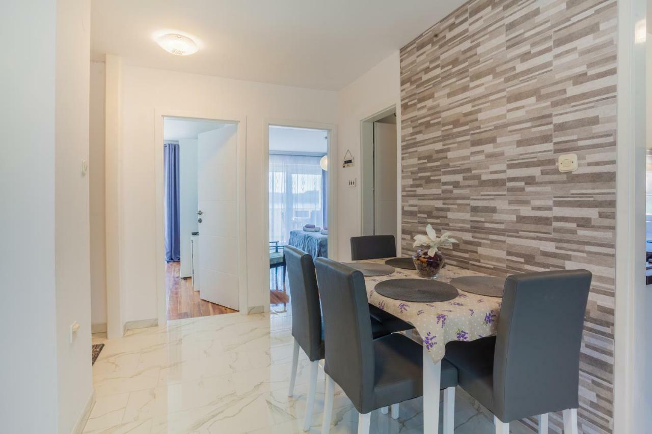 Apartment Sara - Cres Εξωτερικό φωτογραφία